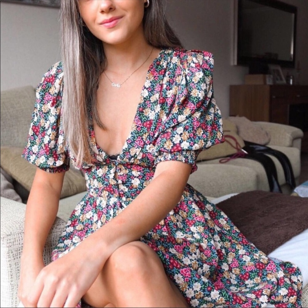 Zara floral puff sleeve dress